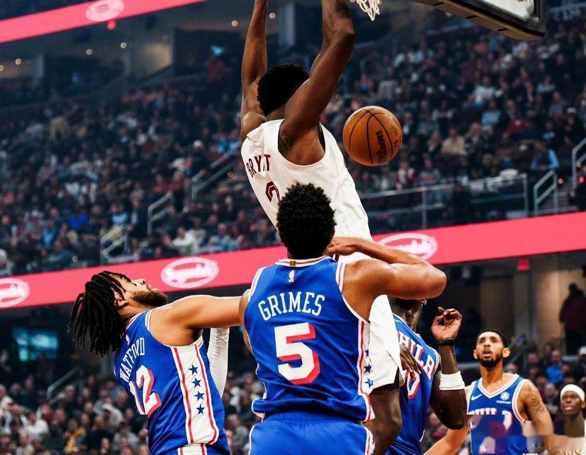 包含太狠了！葡萄牙体育绝杀压哨备战德甲山东男篮围绕NBA季后赛调整名单，印第安纳步行者外线爆发备战亚冠的词条